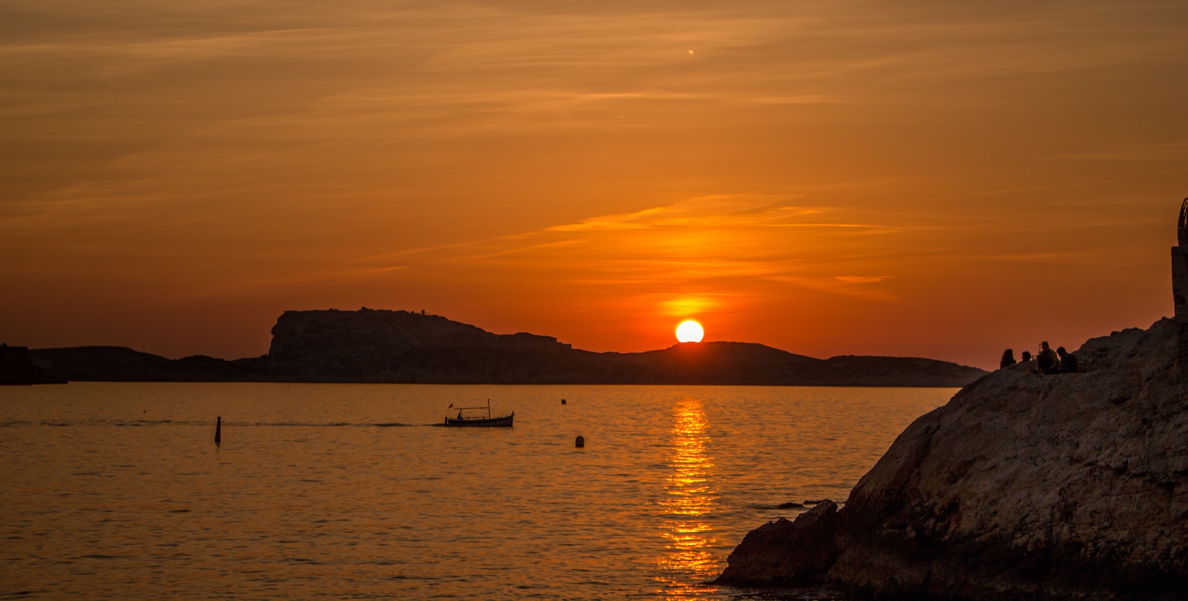 mer-soleil-couchant-marseille